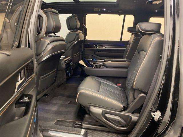 2024 Jeep Grand Wagoneer Series III Obsidian 4x4