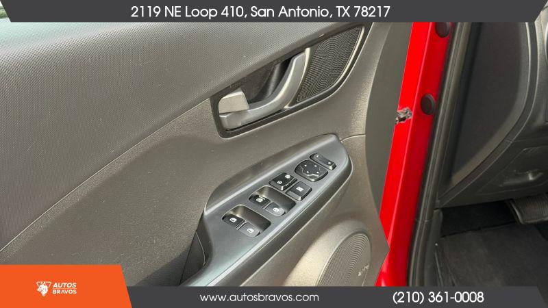 2021 Hyundai Kona SEL Plus