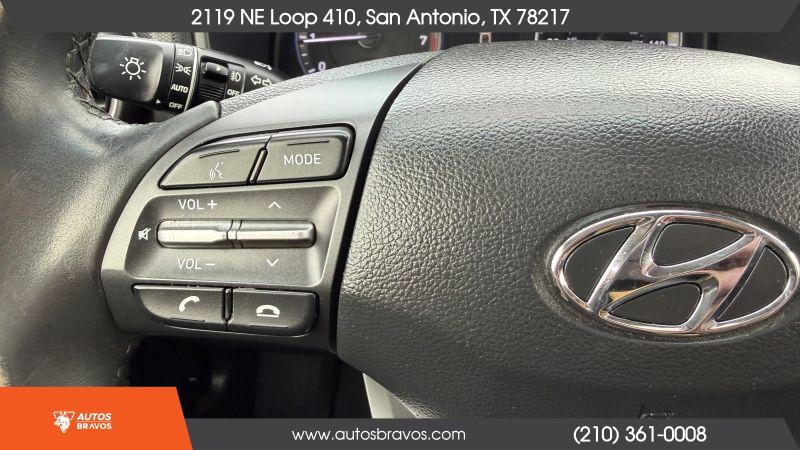 2021 Hyundai Kona SEL Plus