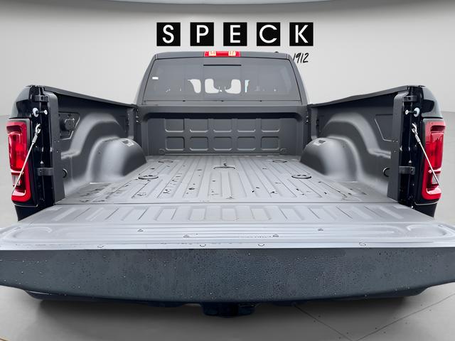 2026 Ram 2500 Black Express Crew Cab 4x4 6'4" Box