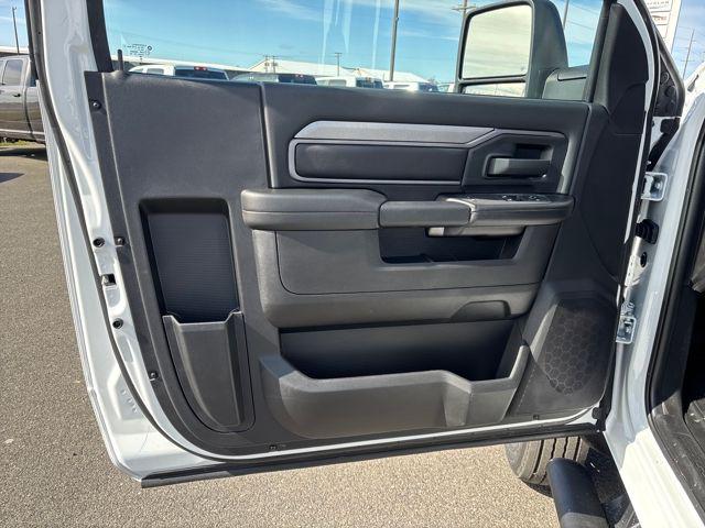 2026 Ram 5500 Tradesman/Big Horn