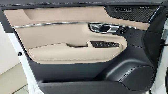 2026 Volvo XC90 Plug-In Hybrid Plus, T8 AWD, Electric/Gasoline, Bright, 7 Seats