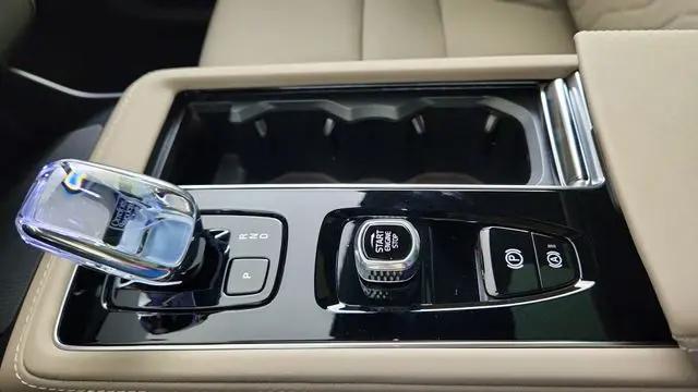 2026 Volvo XC90 Plug-In Hybrid Plus, T8 AWD, Electric/Gasoline, Bright, 7 Seats