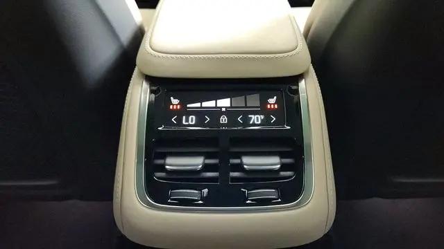 2026 Volvo XC90 Plug-In Hybrid Plus, T8 AWD, Electric/Gasoline, Bright, 7 Seats