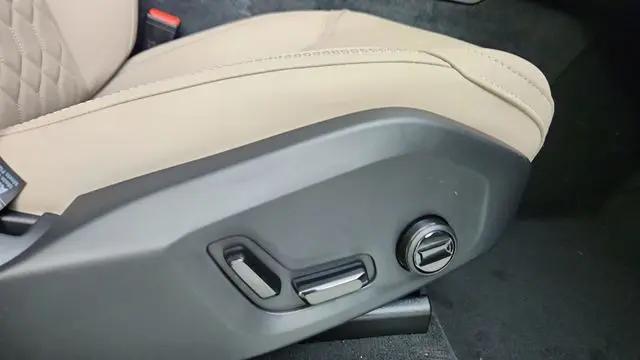 2026 Volvo XC90 Plug-In Hybrid Plus, T8 AWD, Electric/Gasoline, Bright, 7 Seats