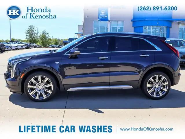 2022 Cadillac XT4 Premium Luxury
