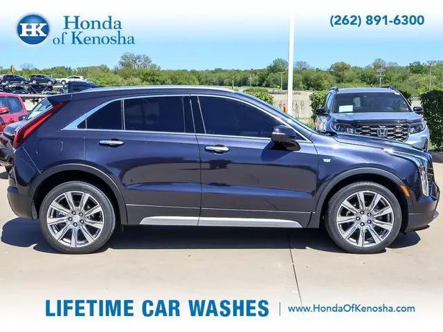 2022 Cadillac XT4 Premium Luxury