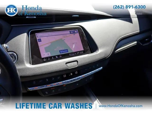 2022 Cadillac XT4 Premium Luxury