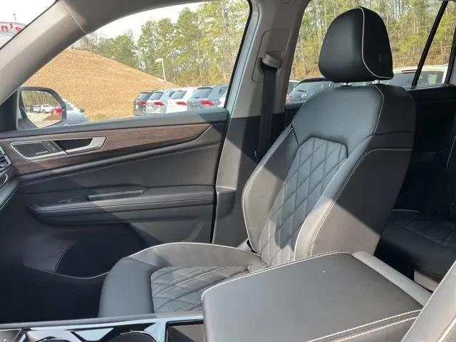 2026 Volkswagen Atlas SEL Premium R-Line