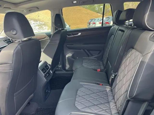 2026 Volkswagen Atlas SEL Premium R-Line