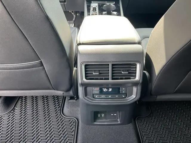 2026 Volkswagen Atlas SEL Premium R-Line