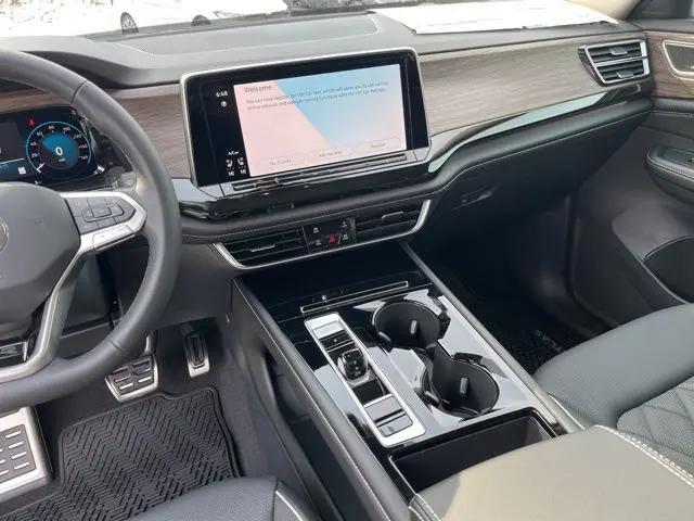 2026 Volkswagen Atlas SEL Premium R-Line