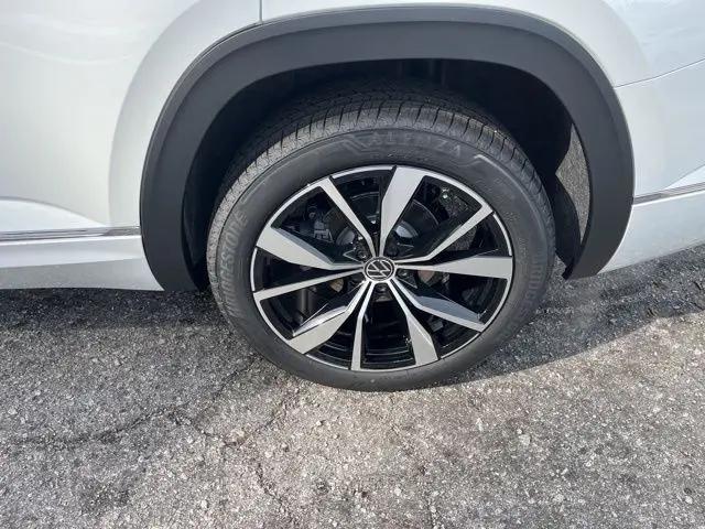 2026 Volkswagen Atlas SEL Premium R-Line