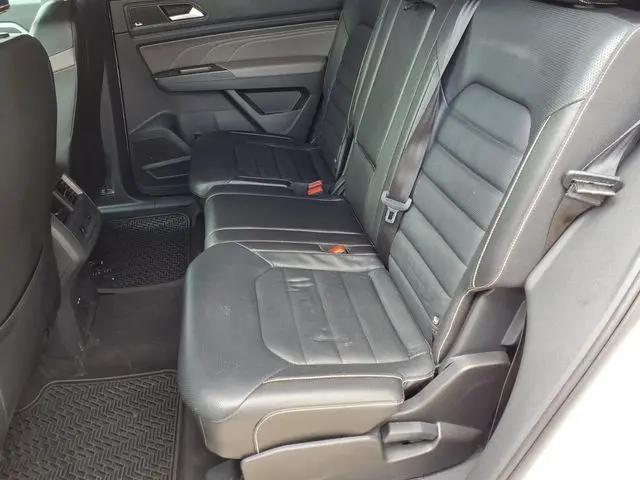 2023 Volkswagen Atlas Cross Sport 3.6L V6 SEL Premium R-Line