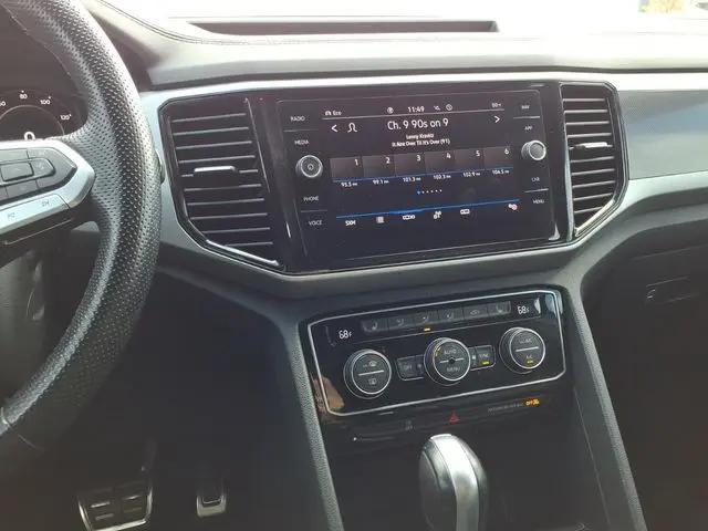 2023 Volkswagen Atlas Cross Sport 3.6L V6 SEL Premium R-Line