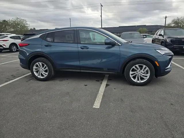 2026 Buick NV Preferred FWD