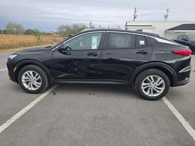 2026 Buick NV Preferred FWD