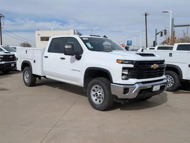 2026 Chevrolet Silverado 3500HD Crew Cab, Long Bed, WT Dual Rear Wheel, RWD