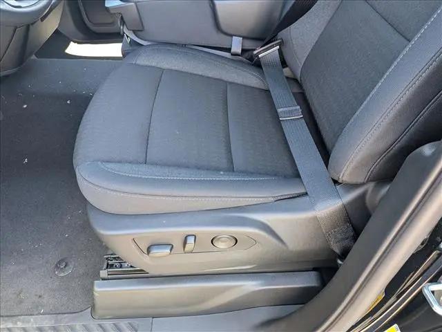 2026 Chevrolet Silverado 1500 4WD Crew Cab Short Bed Custom Trail Boss