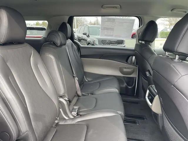 2026 Kia Carnival MPV LXS