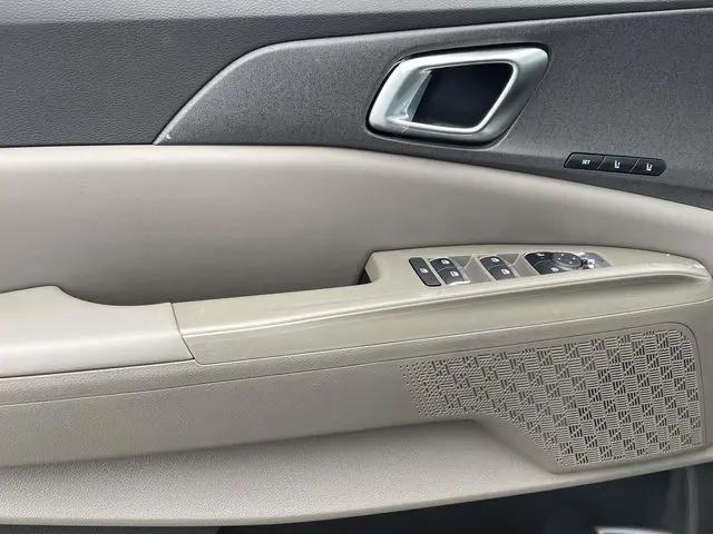2026 Kia Carnival MPV SX