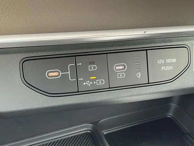 2026 Kia Carnival MPV SX