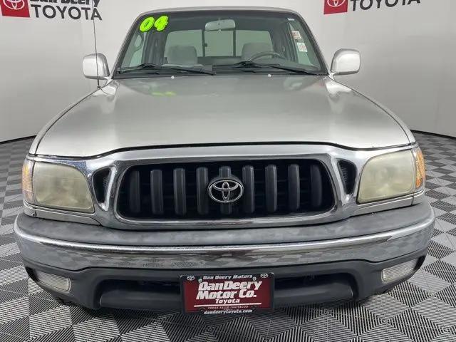 2004 Toyota Tacoma Base V6