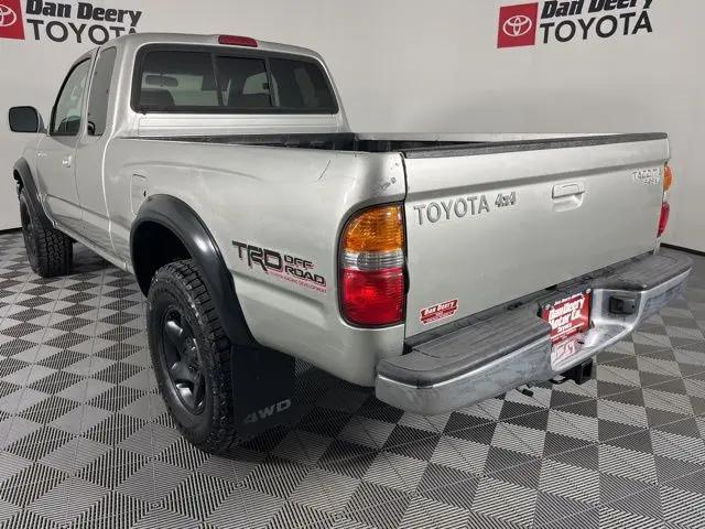 2004 Toyota Tacoma Base V6