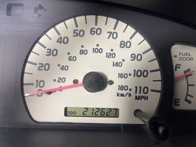 2004 Toyota Tacoma Base V6