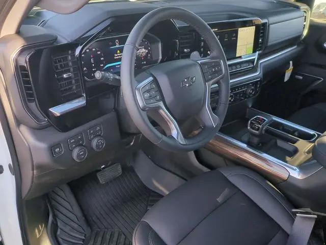 2026 Chevrolet Silverado 1500 4WD Crew Cab Short Bed RST