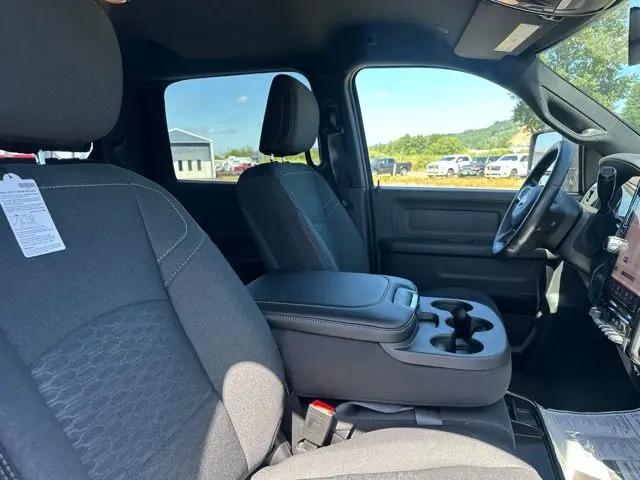2026 Ram 2500 Tradesman Crew Cab 4x4 64 Box