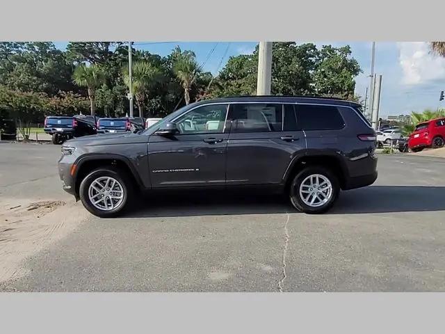 2025 Jeep Grand Cherokee L Laredo 4x2