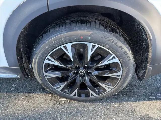 2026 Mazda X-90 Premium Plus