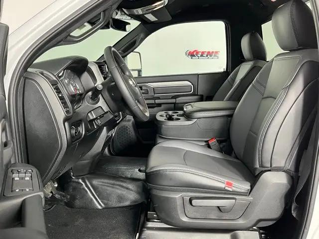 2026 Ram 3500 Tradesman Regular Cab 4x4 8' Box