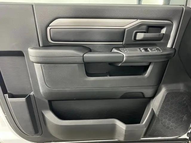 2026 Ram 3500 Tradesman Regular Cab 4x4 8' Box