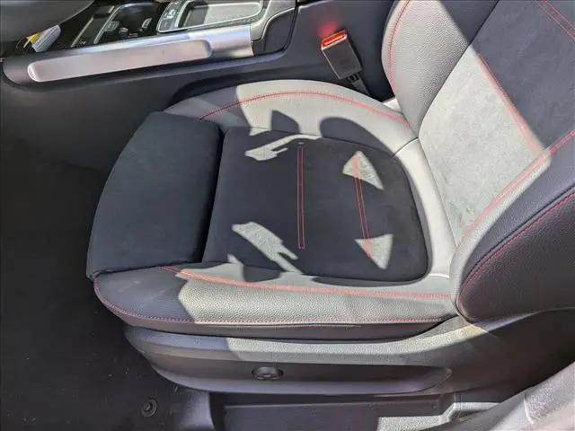 2026 Mercedes-Benz GLB 4MATIC