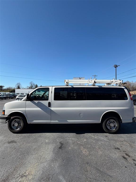 2016 Chevrolet Express LS