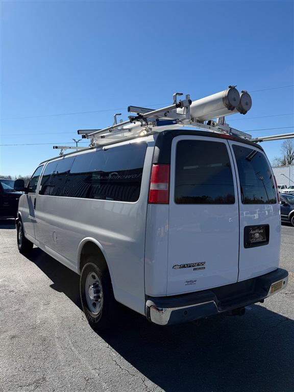 2016 Chevrolet Express LS
