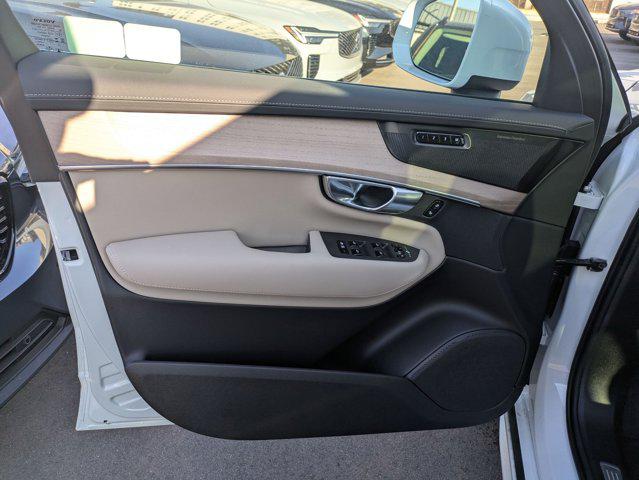 2026 Volvo XC90 Plug-In Hybrid Plus, T8 AWD, Electric/Gasoline, Bright, 7 Seats