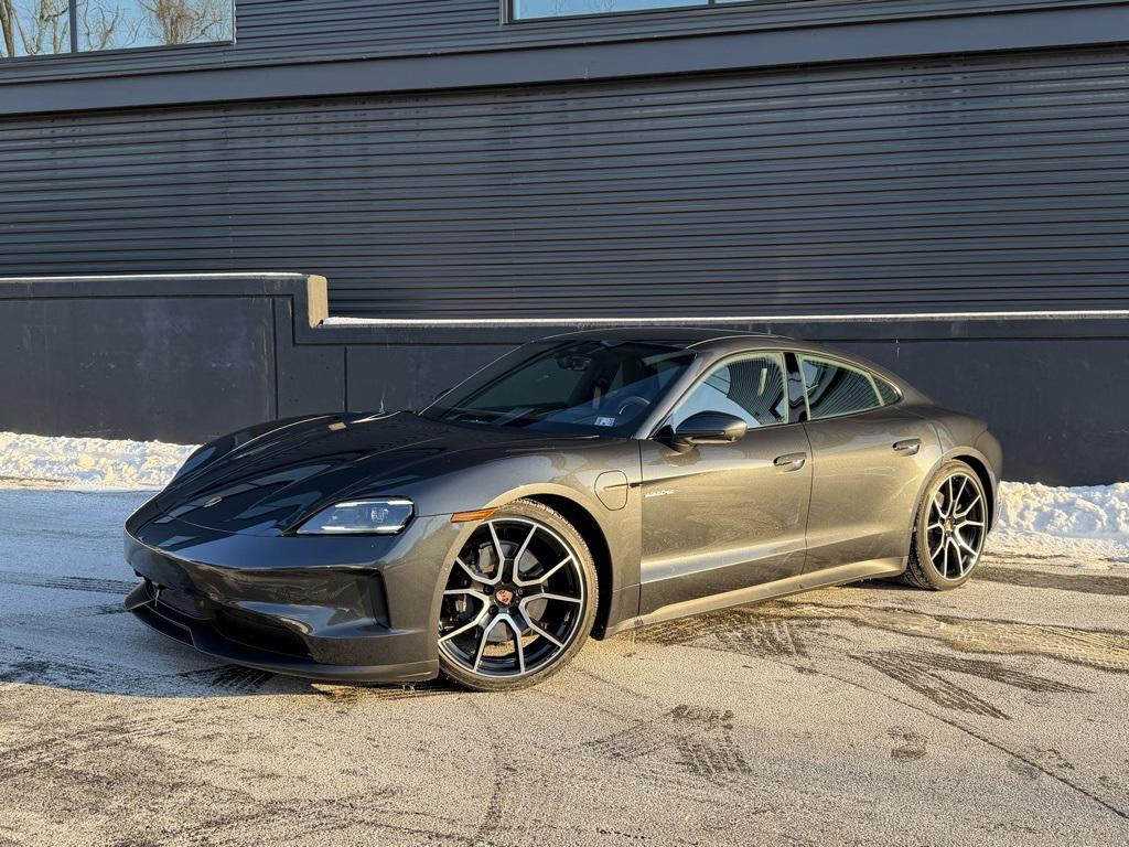 /2025 Porsche Taycan