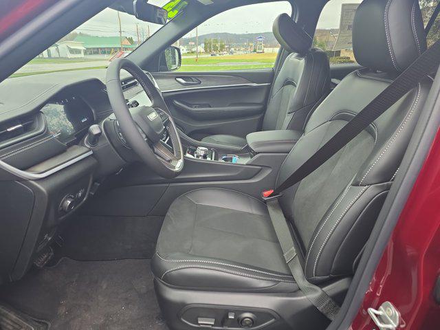 2026 Jeep Grand Cherokee L Altitude 4x4
