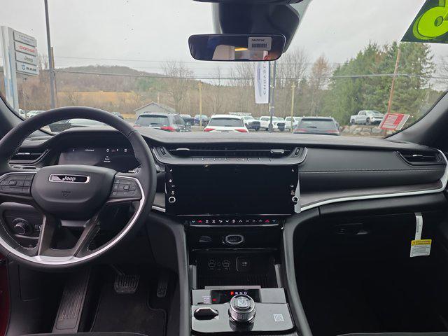 2026 Jeep Grand Cherokee L Altitude 4x4