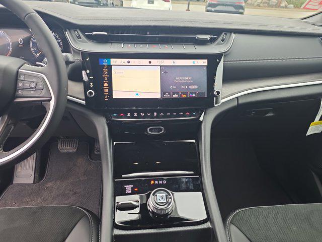 2026 Jeep Grand Cherokee L Altitude 4x4