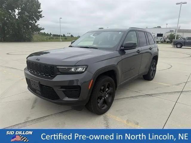 2025 Jeep Grand Cherokee Altitude 4x4 for sale in Lincoln, NE