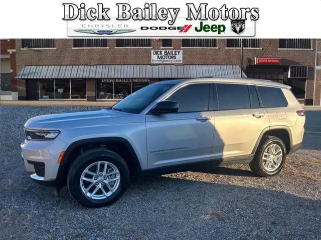 2022 Jeep Grand Cherokee L Laredo 4x4 for sale in Okmulgee, OK