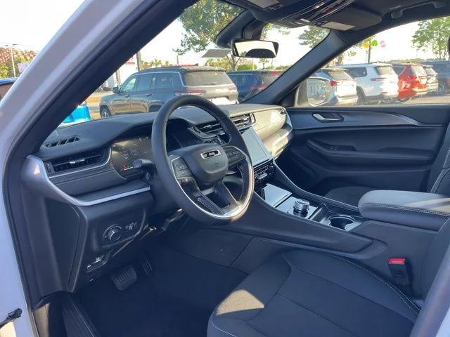 2026 Jeep Grand Cherokee L Altitude 4x4