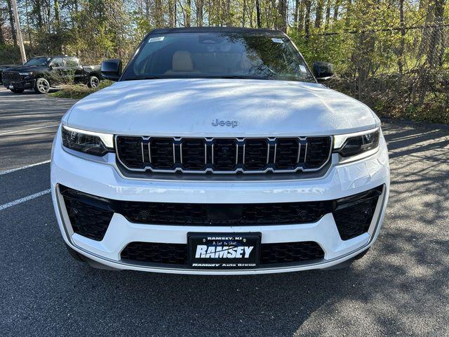 2026 Jeep Grand Cherokee Summit 4x4