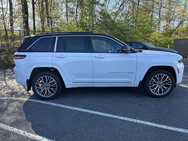 2026 Jeep Grand Cherokee Summit 4x4