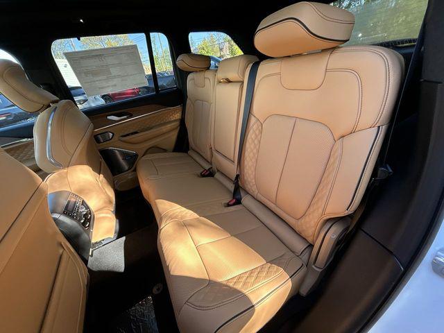 2026 Jeep Grand Cherokee Summit 4x4