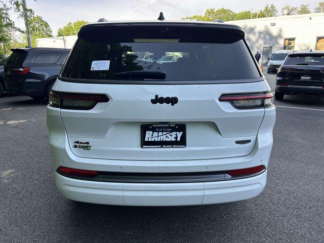 2026 Jeep Grand Cherokee Summit 4x4